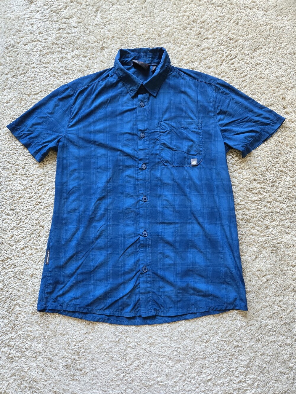 Mammut Shirt Mens M Blue Plaid Super Lightweight Buttoned Travel Hike